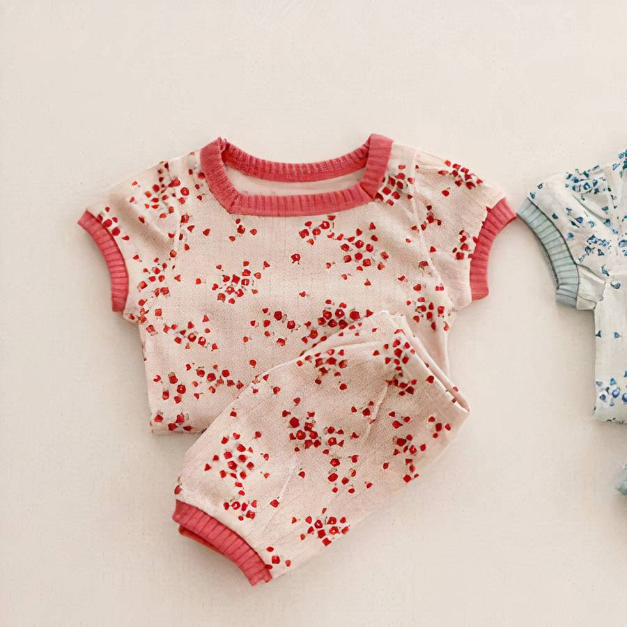 Pyjama à fleurs en 2 pièces pour bébé