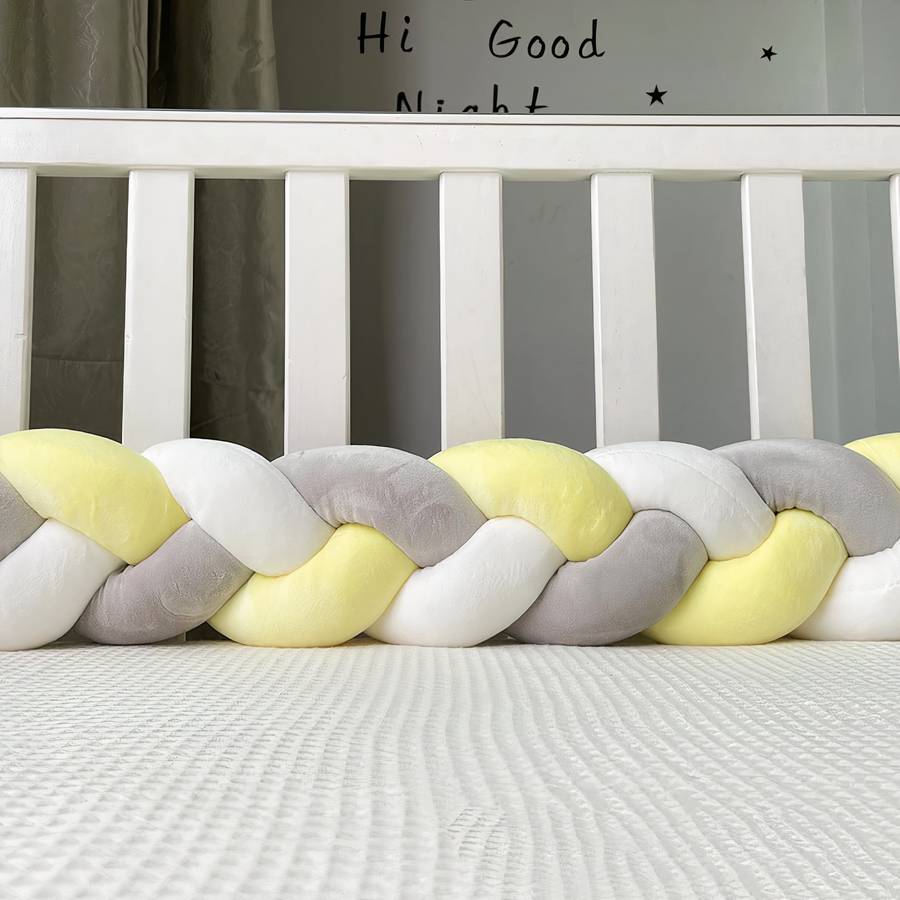 Tresse de lit bébé de couleur gris et jaune